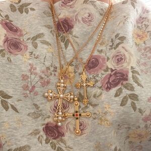 Elegant Gold Cross Pendant Necklace Set